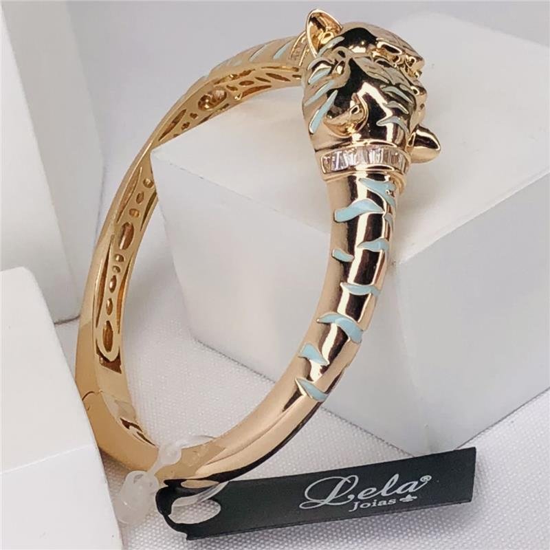 BRACELETE LEOPARDO RESINADO EM AZUL CLARO FOLHEADO A OURO